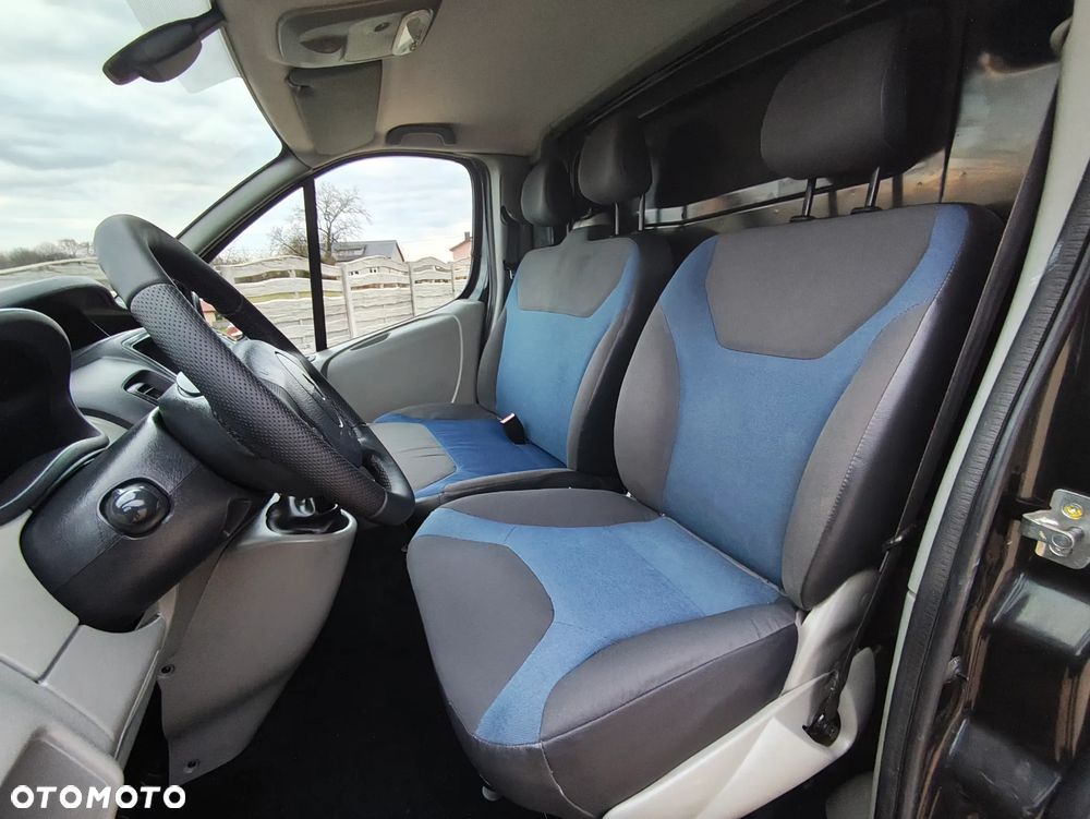 Renault Trafic - 13