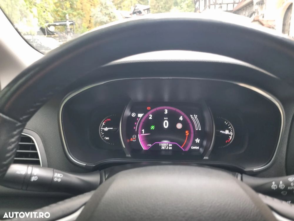 Renault Megane Energy dCi EDC Intens - 32