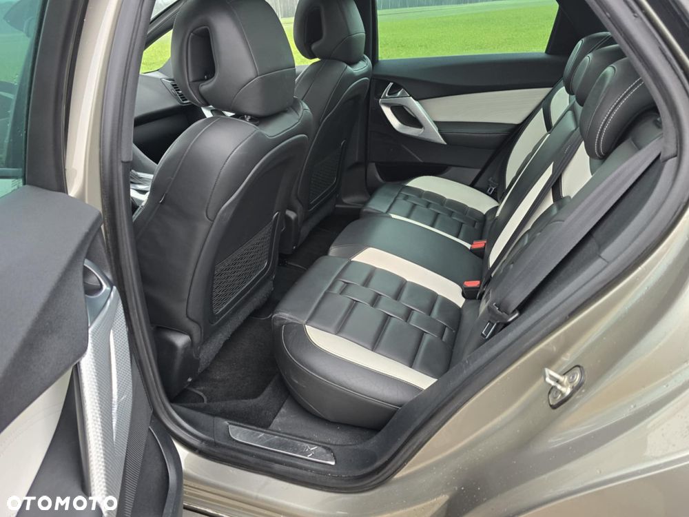 Citroën DS5 BlueHDi 180 SoChic - 12