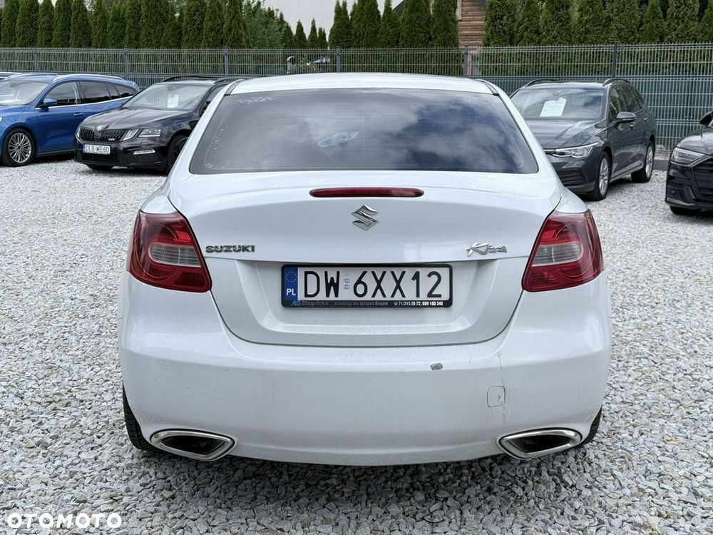 Suzuki Kizashi 2.4 4x4 CVT Sport - 8