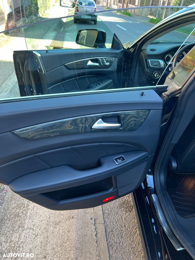 Mercedes-Benz CLS 350 CDI BlueEfficiency 4MATIC Aut - 9