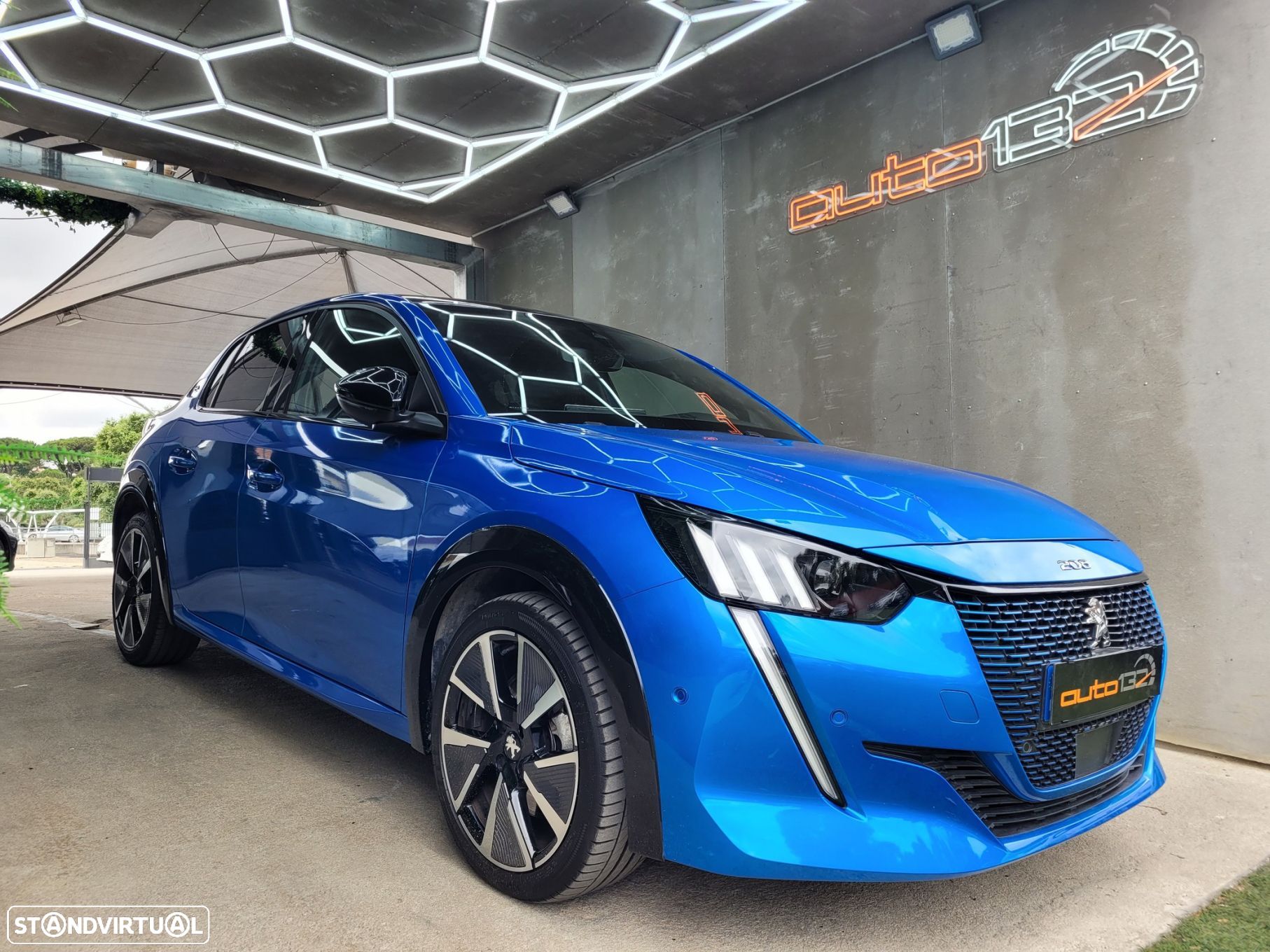 Peugeot e-208 50 kWh GT Line - 1