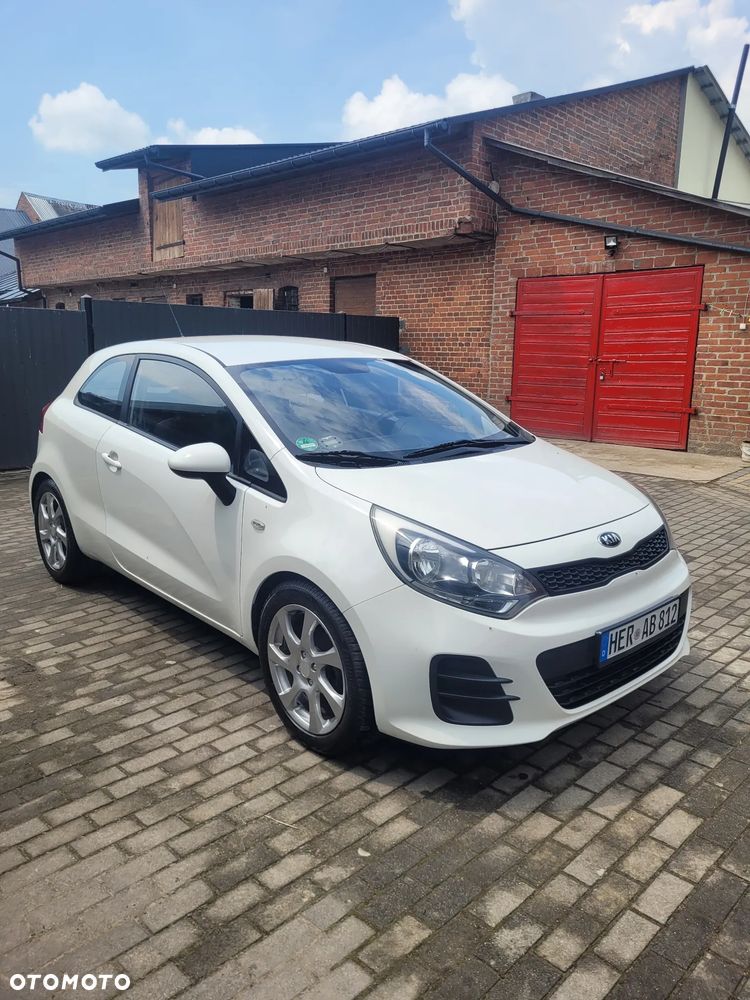 Kia Rio - 6
