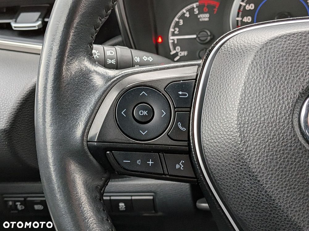 Toyota Corolla 1.8 Hybrid Comfort - 23