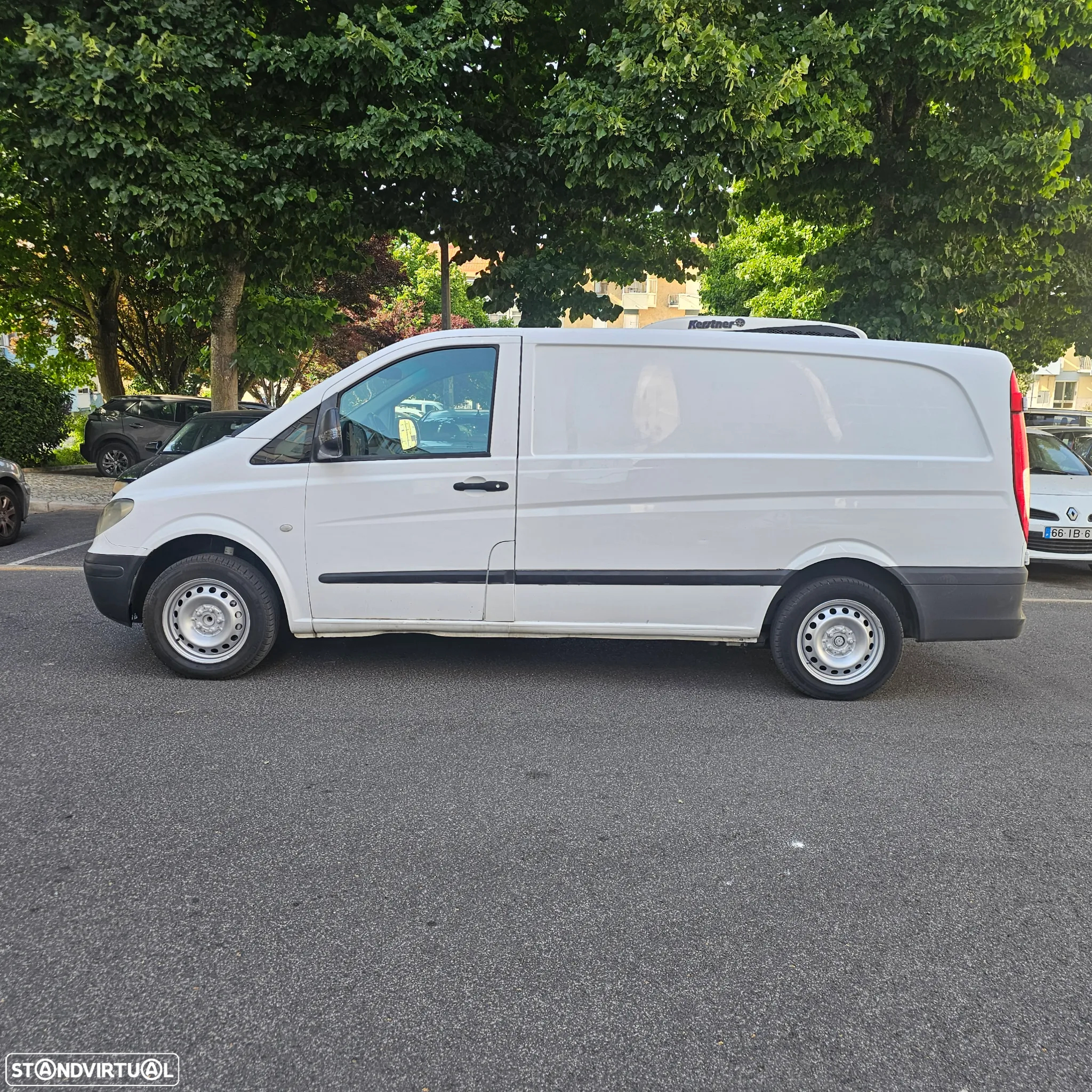 Mercedes-Benz 111CDI FRIGORÍFICA - 12