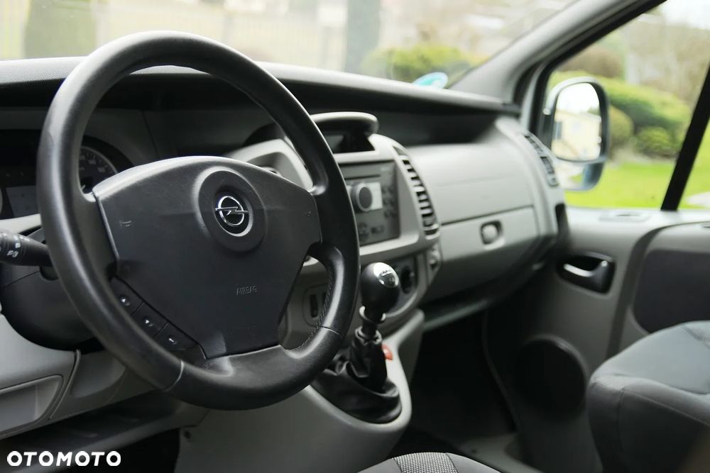 Opel Vivaro - 28
