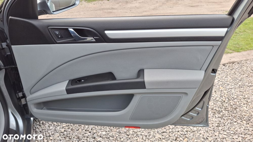 Skoda Superb 2.0 TDI PD Ambition - 33