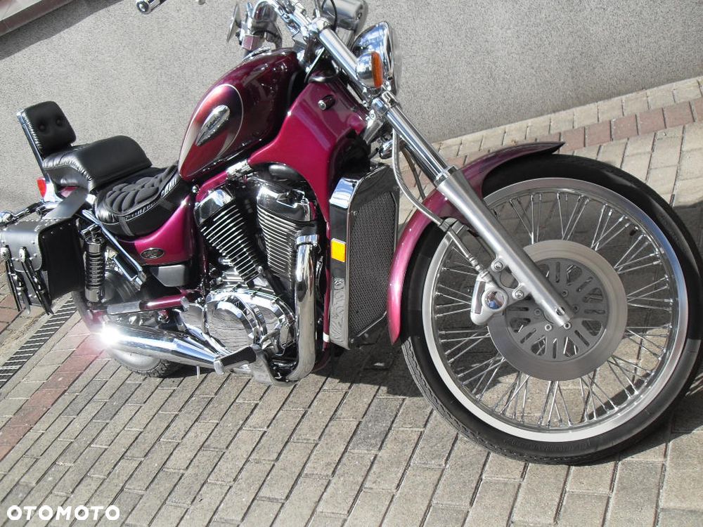 Suzuki Intruder - 2