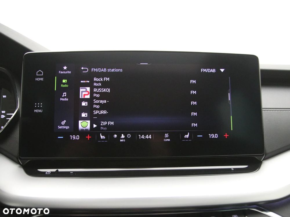 Skoda Octavia 2.0 TDI SCR Clever DSG - 22