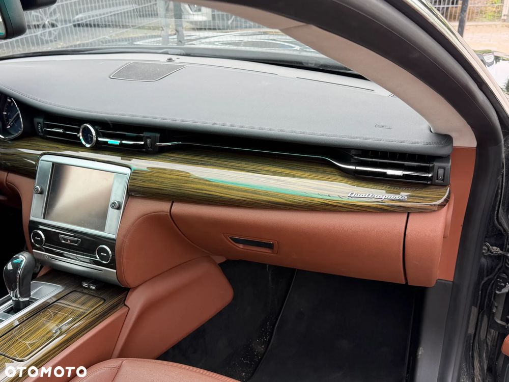 Maserati Quattroporte D GranSport - 14