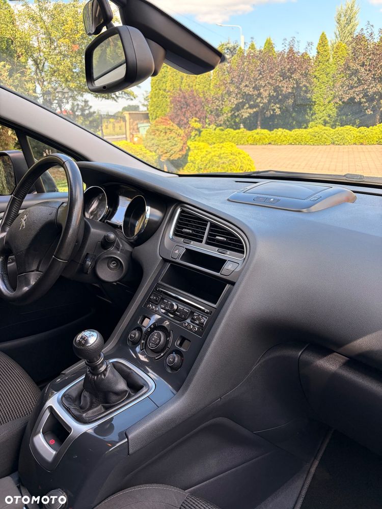 Peugeot 5008 2.0 BlueHDI Active S&S - 11