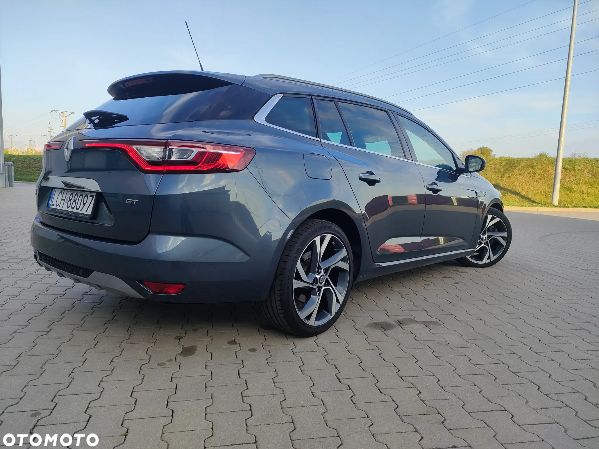 Renault Megane Grandtour ENERGY TCe 205 EDC GT - 9