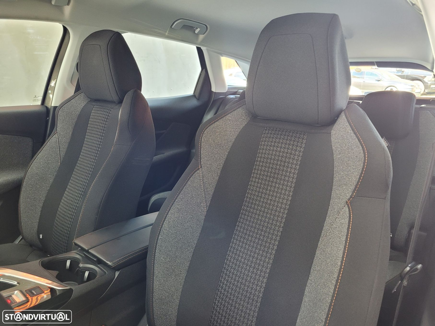 Peugeot 3008 1.2 PureTech Allure EAT8 - 9