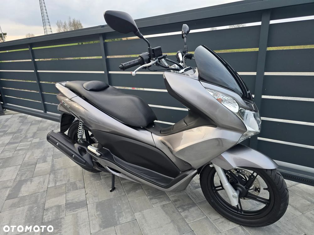 Honda PCX - 1