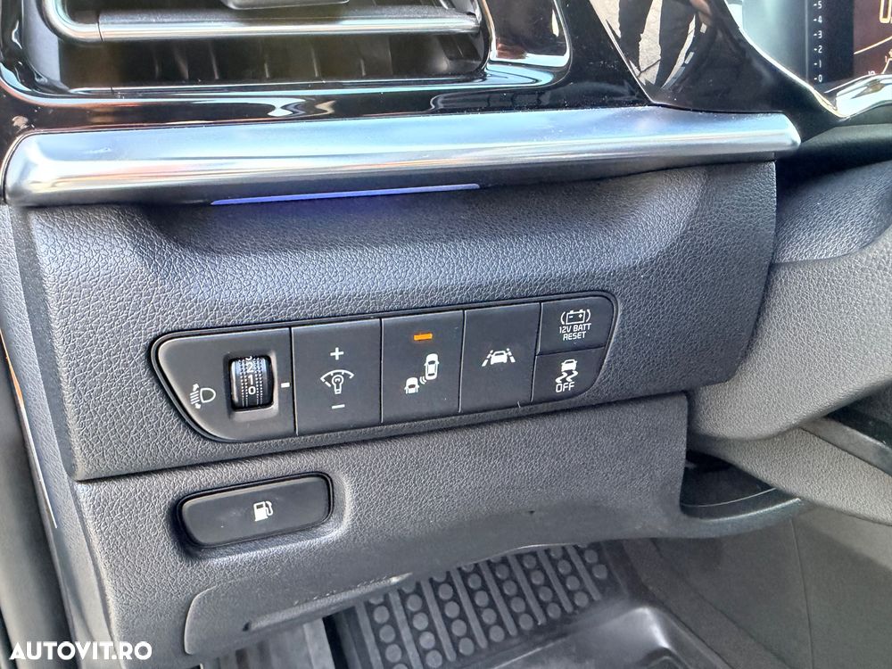 Kia Niro 1.6 GDI HEV 2WD OPF Aut. Spirit - 17