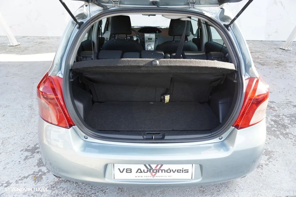 Toyota Yaris 1.0 VVT-i Sol High Pack MMT - 6