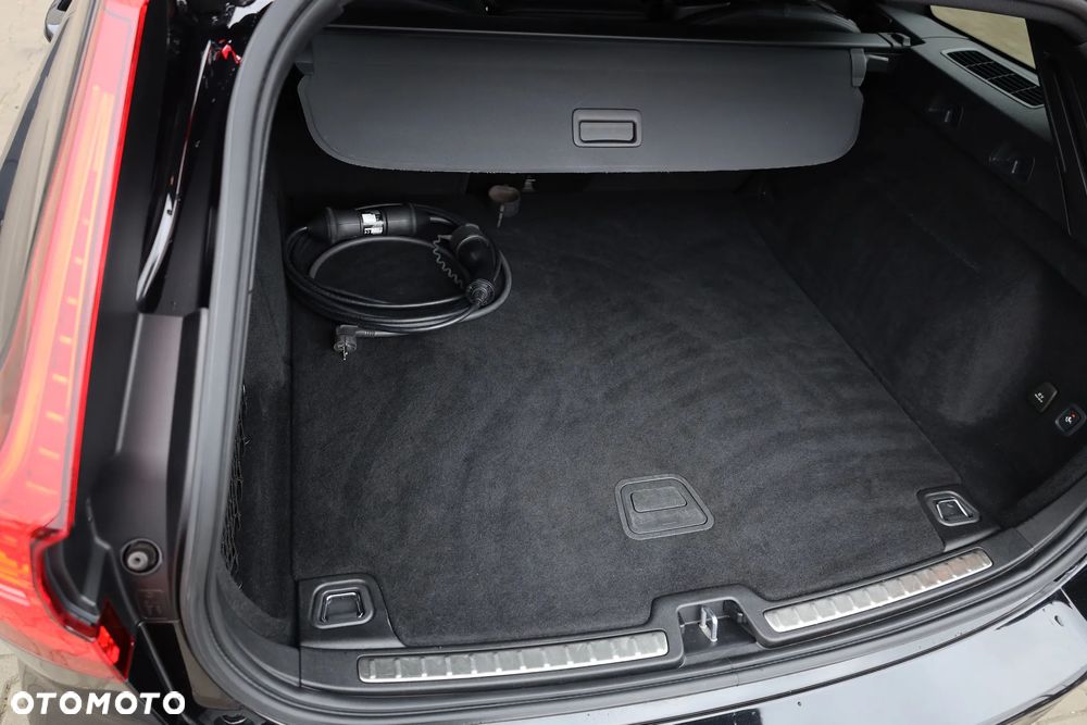 Volvo V60 T6 AWD Recharge Geartronic RDesign - 31