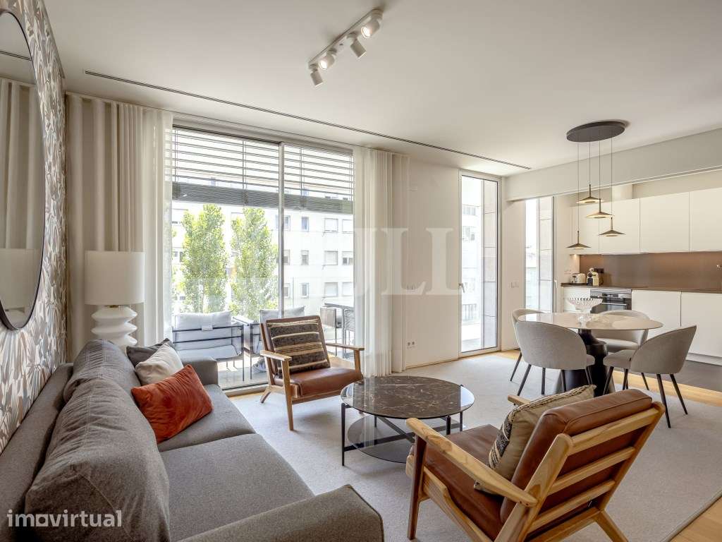Apartamento T2, com varanda e estacionamento, em Lisboa - Grande imagem: 2/29