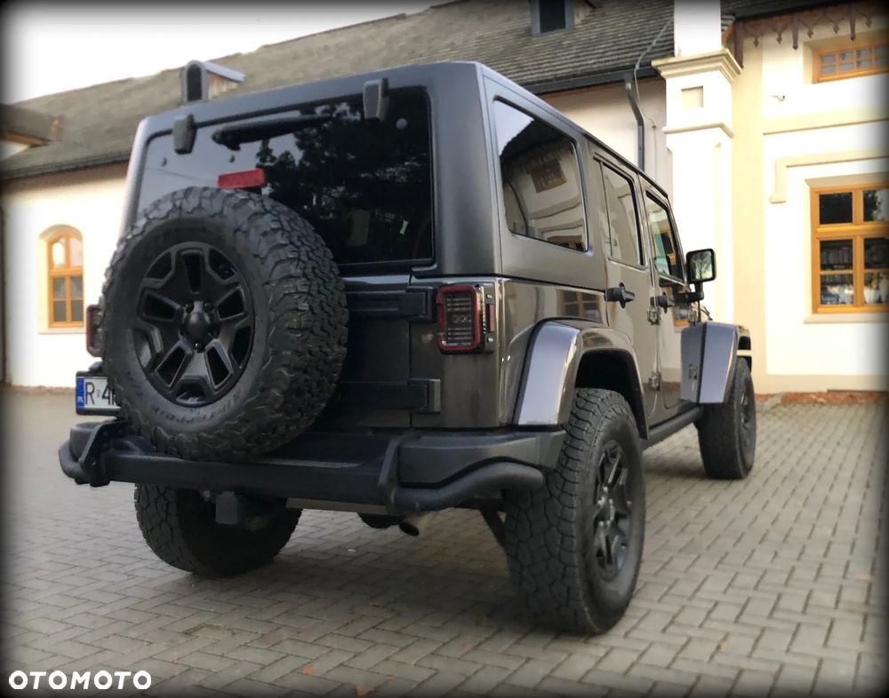 Jeep Wrangler 3.6 Unlim Sahara - 15