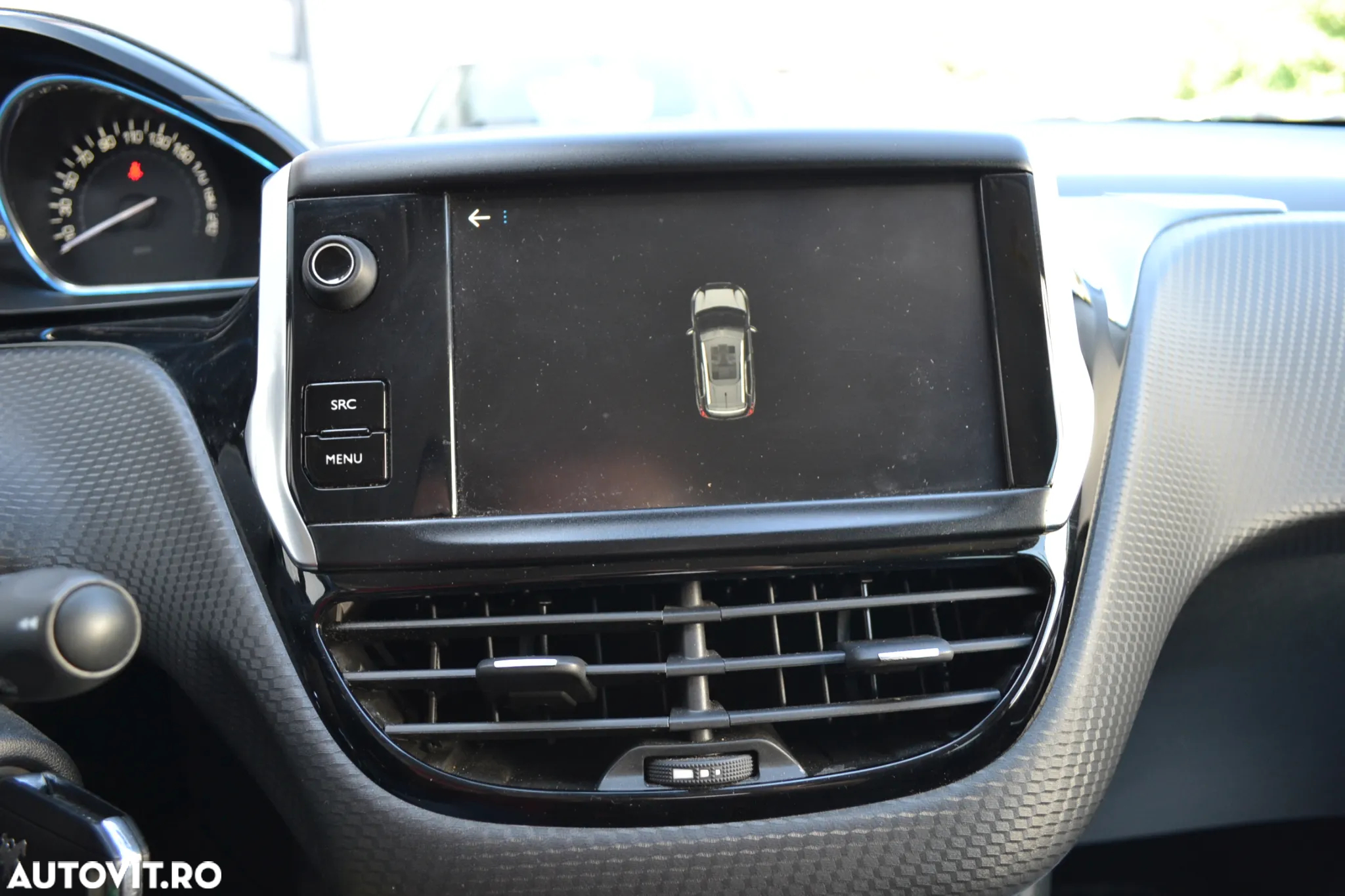 Peugeot 2008 PureTech 130 Stop&Start EAT6 Allure - 22