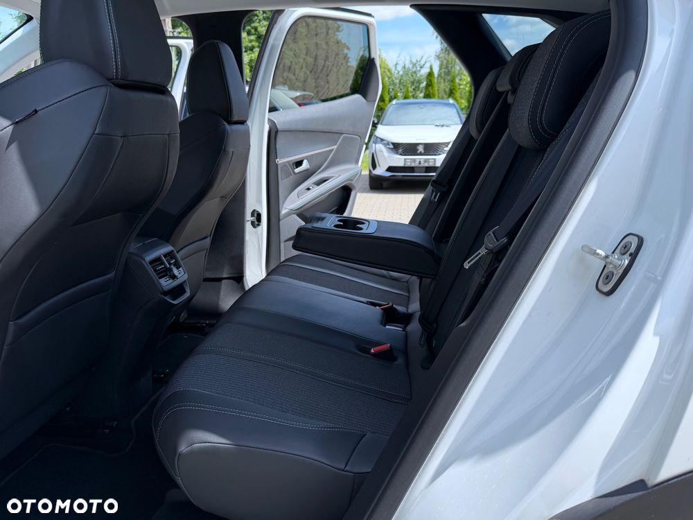Peugeot 3008 1.5 BlueHDi Allure S&S - 29