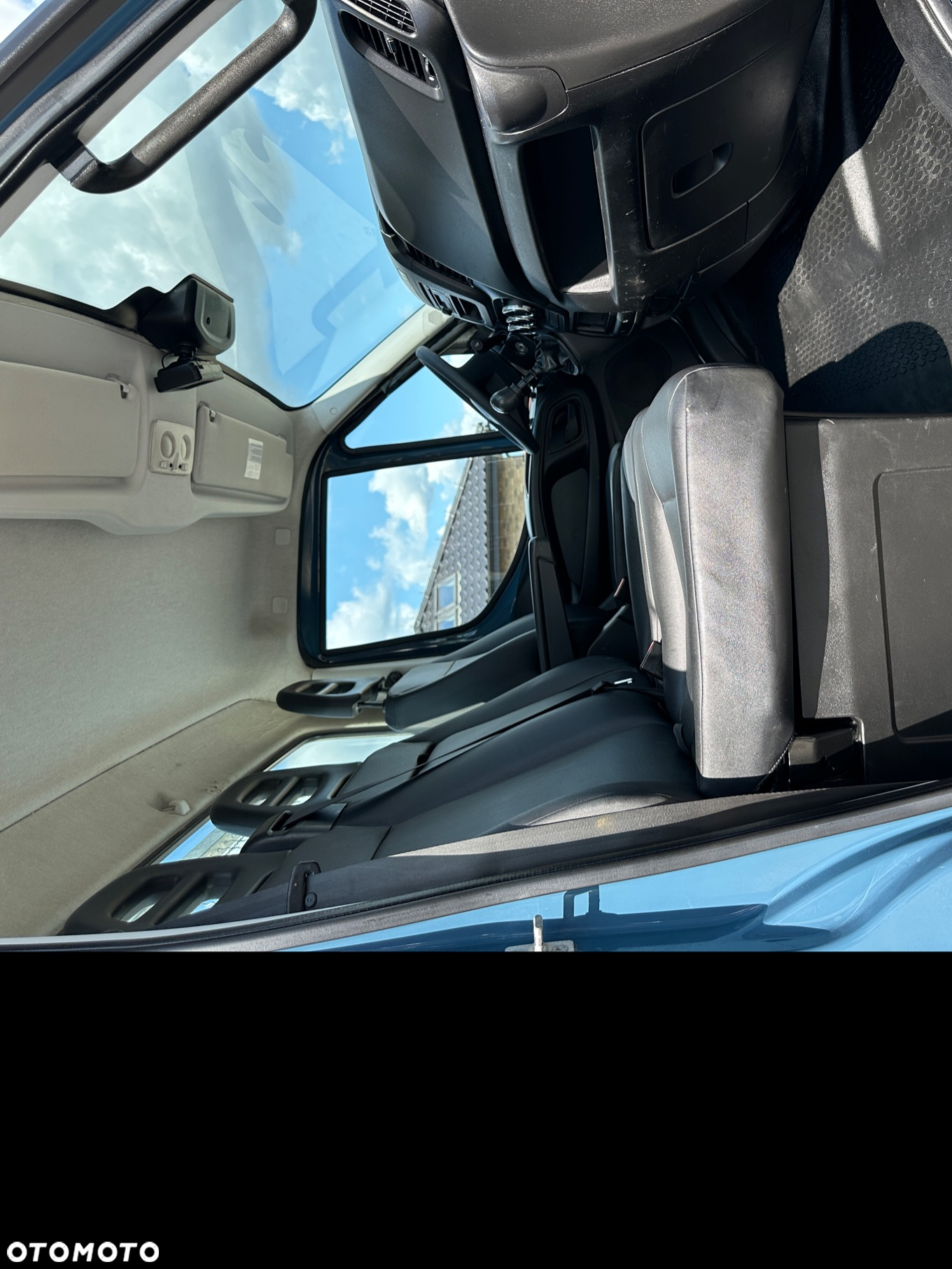 Iveco 35c15 WYWROTKA 4X4 - 29