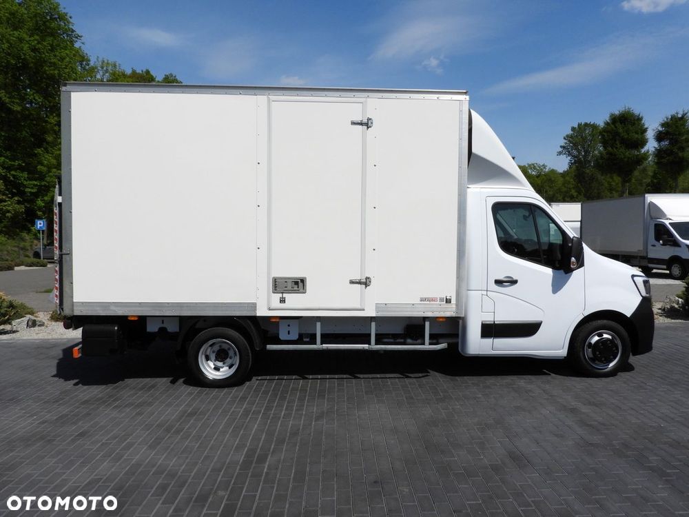 Renault MASTER  KONTENER WINDA 8 PALET TEMPOMAT NAWIGACJA LEDY BLIŹNIACZE KOŁA KLIMATYZACJA  145KM - 8