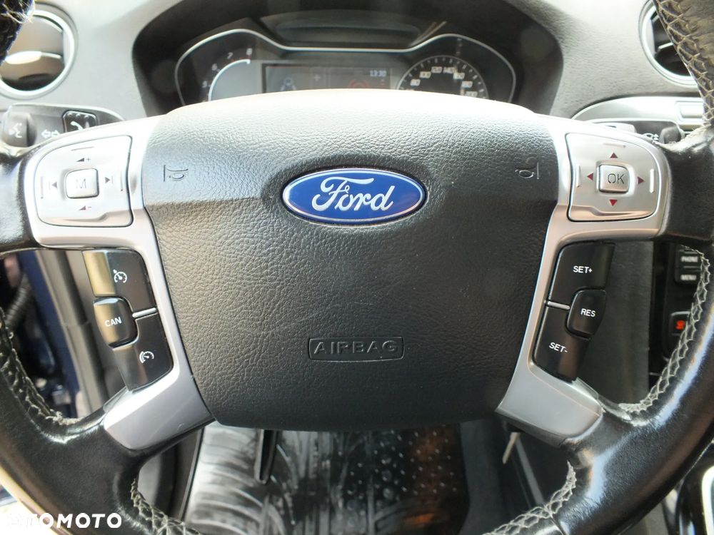 Ford Galaxy 1.6 T Platinium X (Titanium) - 22