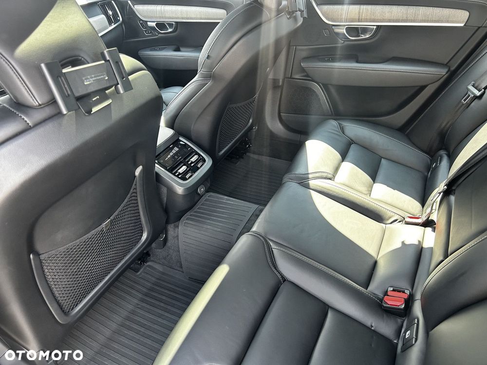 Volvo S90 - 13