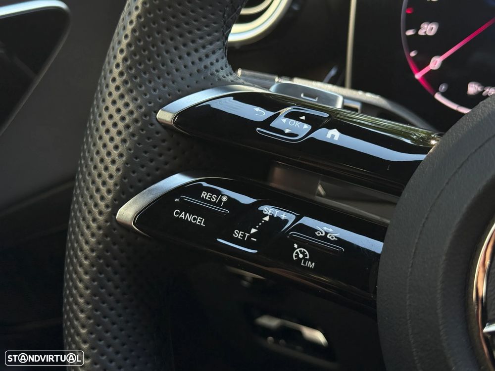 Mercedes-Benz GLC 220 d Coupe 4Matic 9G-TRONIC AMG Line Advanced - 12