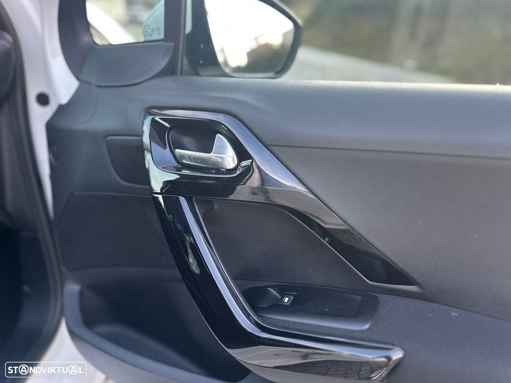Peugeot 208 1.2 VTi Active - 9