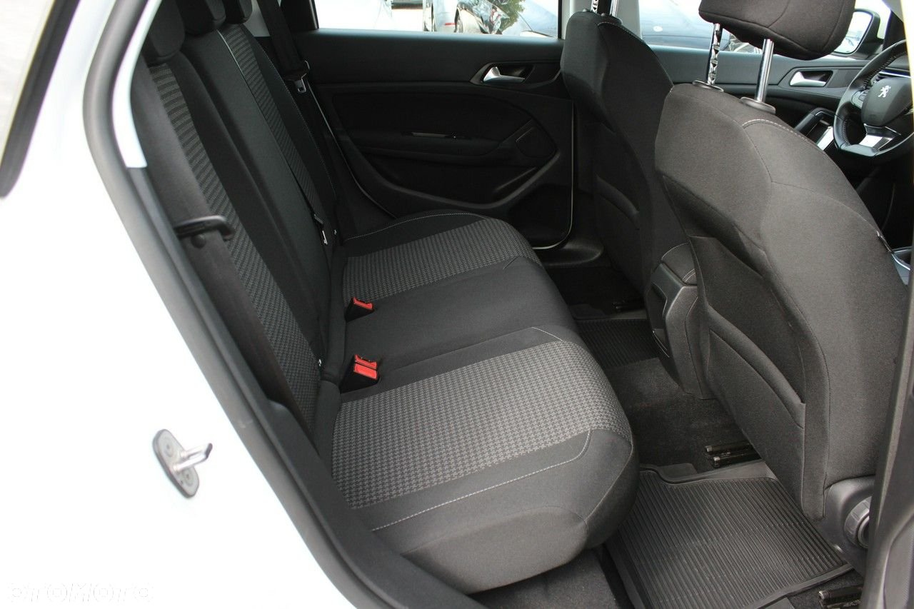 Peugeot 308 - 9