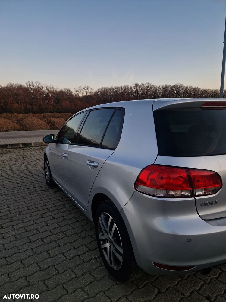 Volkswagen Golf 1.6 TDI DPF BlueMotion Technology Highline - 5