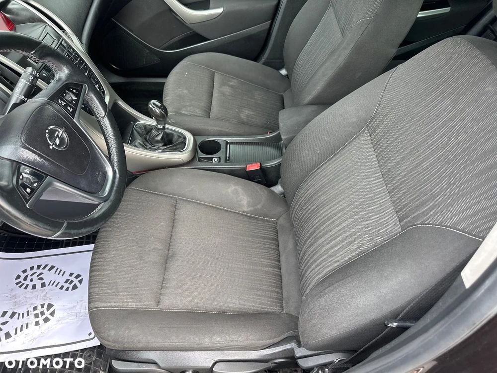 Opel Astra - 16