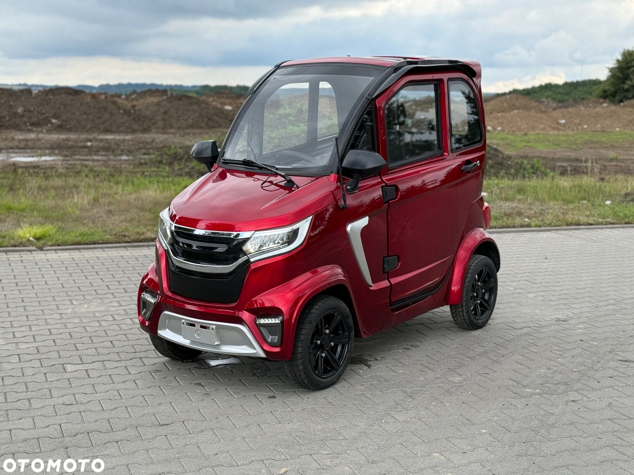 Microcar Inny - 1