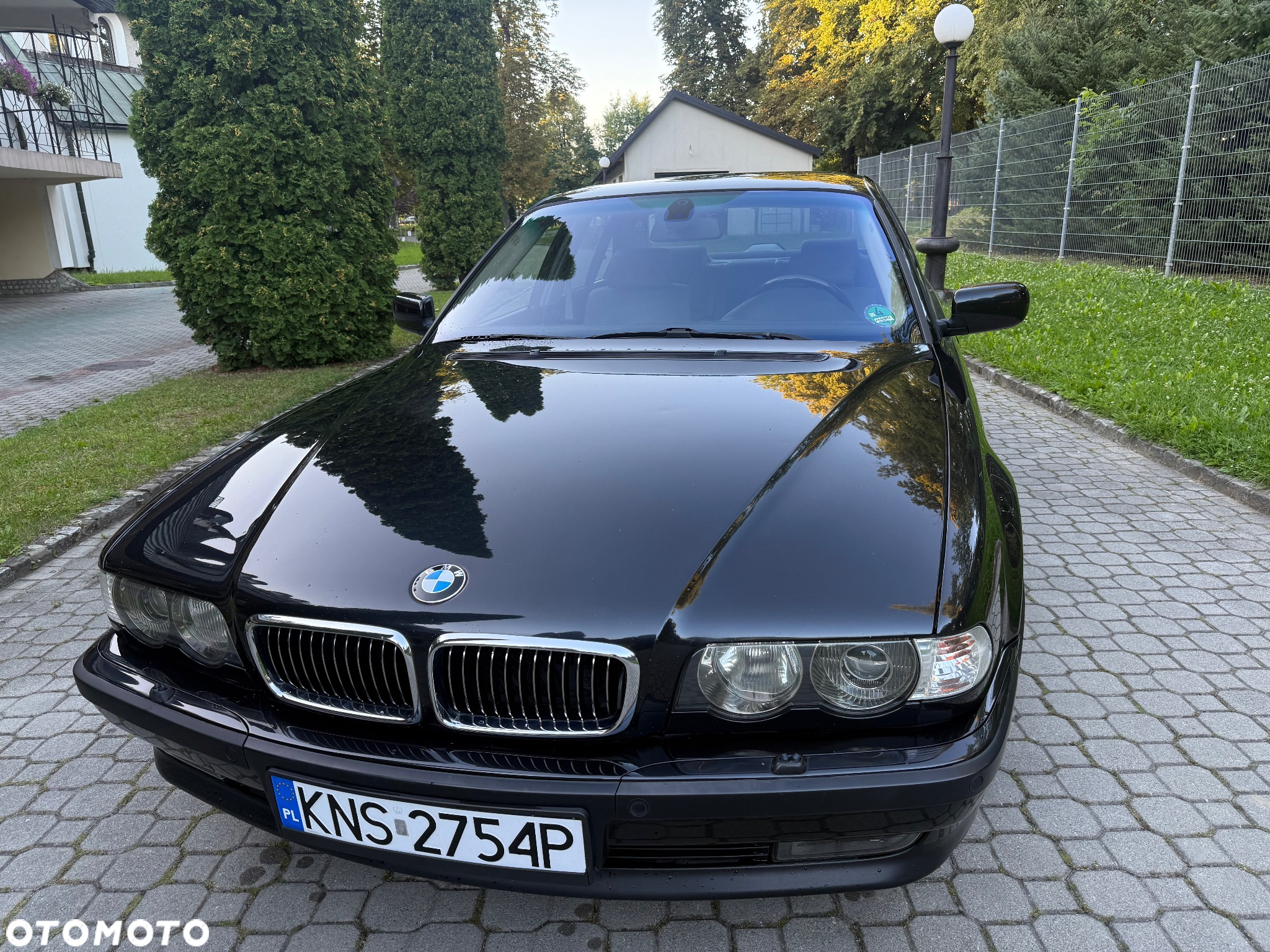 BMW Seria 7 750i - 37