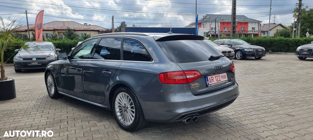 Audi A4 2.0 TDI DPF quattro S tronic S line Sportpaket - 2