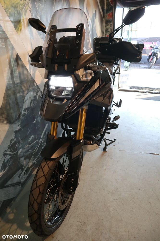 Suzuki V-STROM - 6