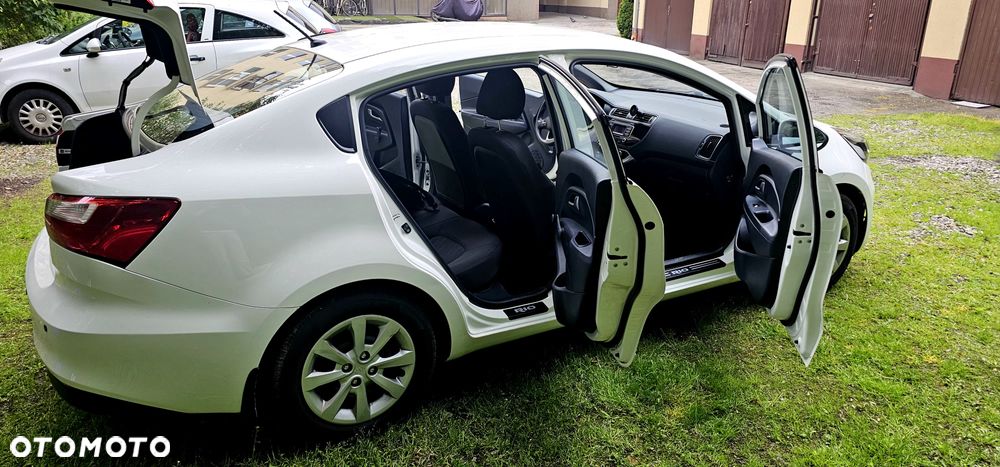 Kia Rio 1.4 M - 6