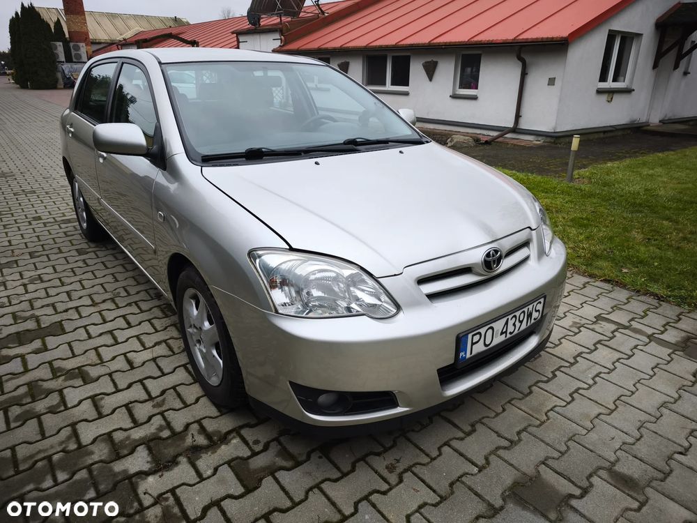 Toyota Corolla 2.0 D-4D Sol - 5