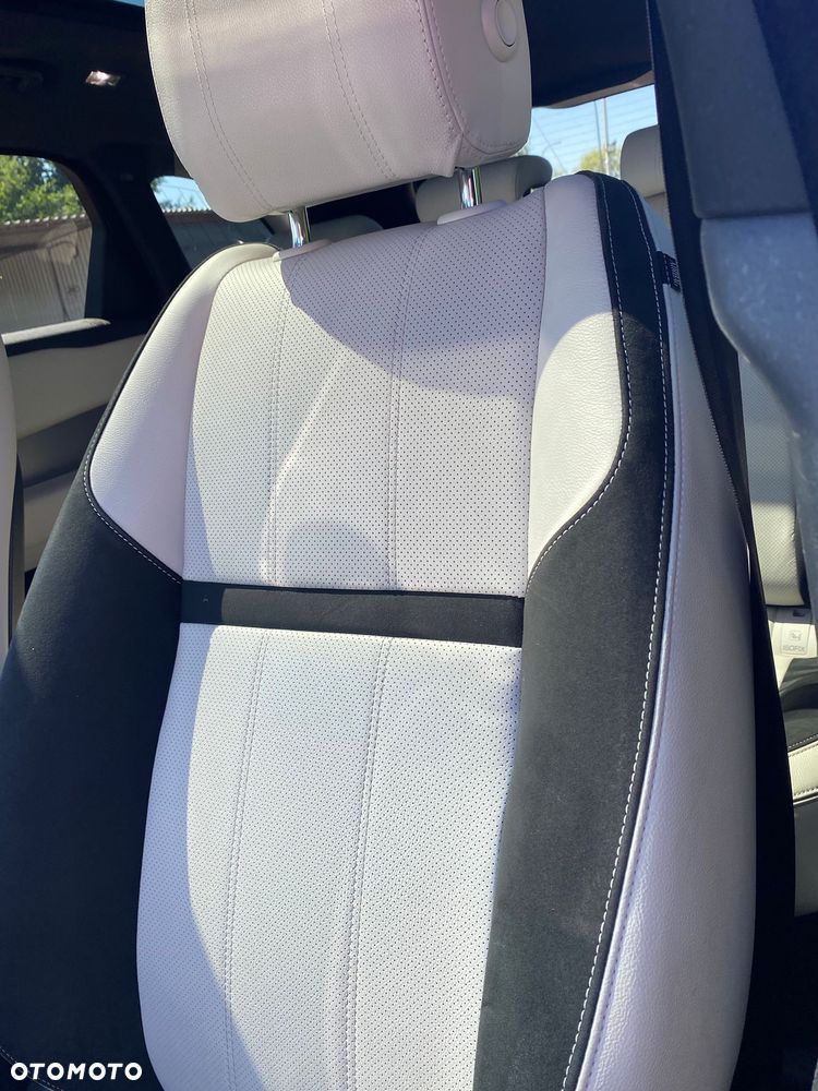 Land Rover Range Rover Velar 2.0 SD4 R-Dynamic SE - 23