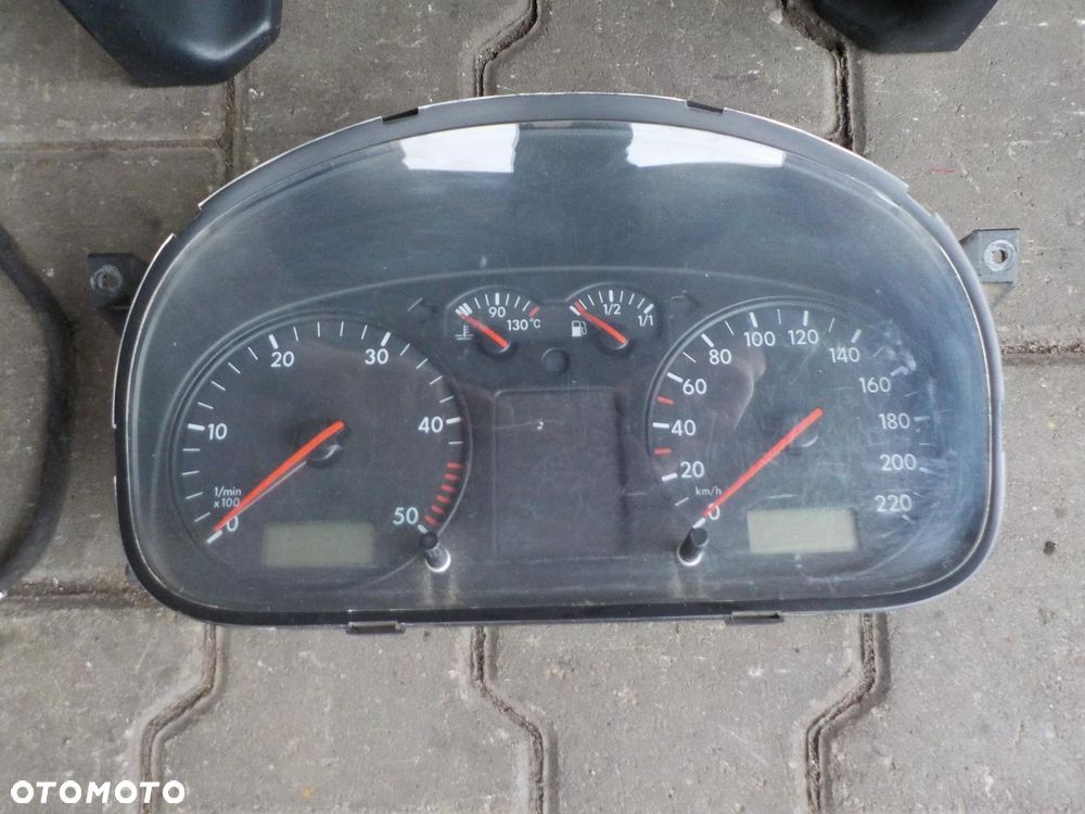 VW T4 2.5TDI LICZNIK PRĘDKOŚCIOMIERZ 7D0920800B ZESTAW - 2