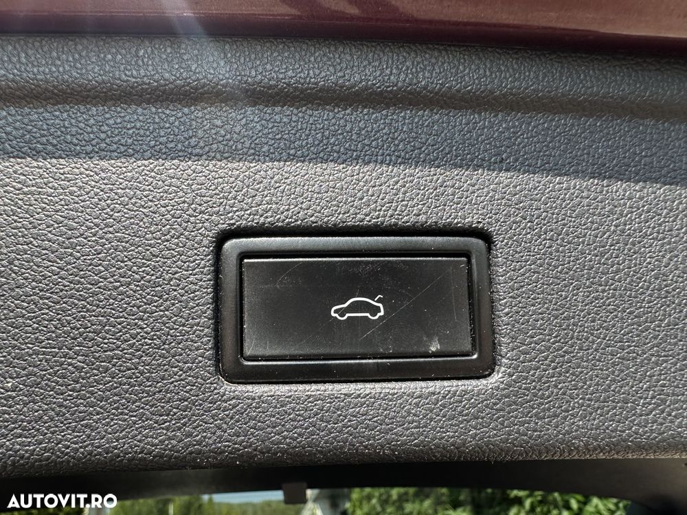 Volkswagen Touareg 3.0 V6 TDI 4Motion DPF Automatik Elegance - 6