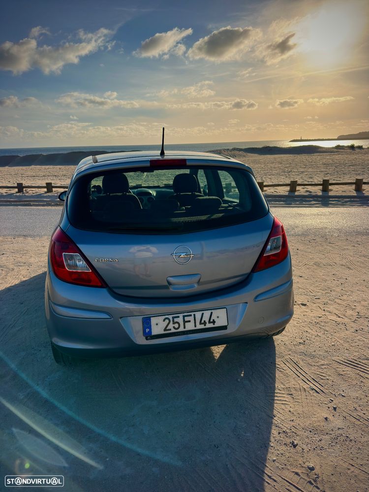 Opel Corsa 1.3 CDTI Enjoy EcoFLEX - 4