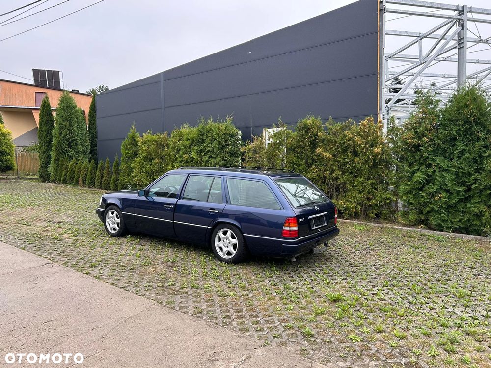 Mercedes-Benz Klasa E - 3