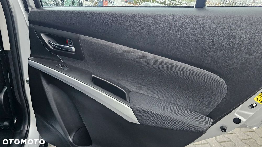 Suzuki SX4 S-Cross 1.6 VVT 4x2 Comfort - 29