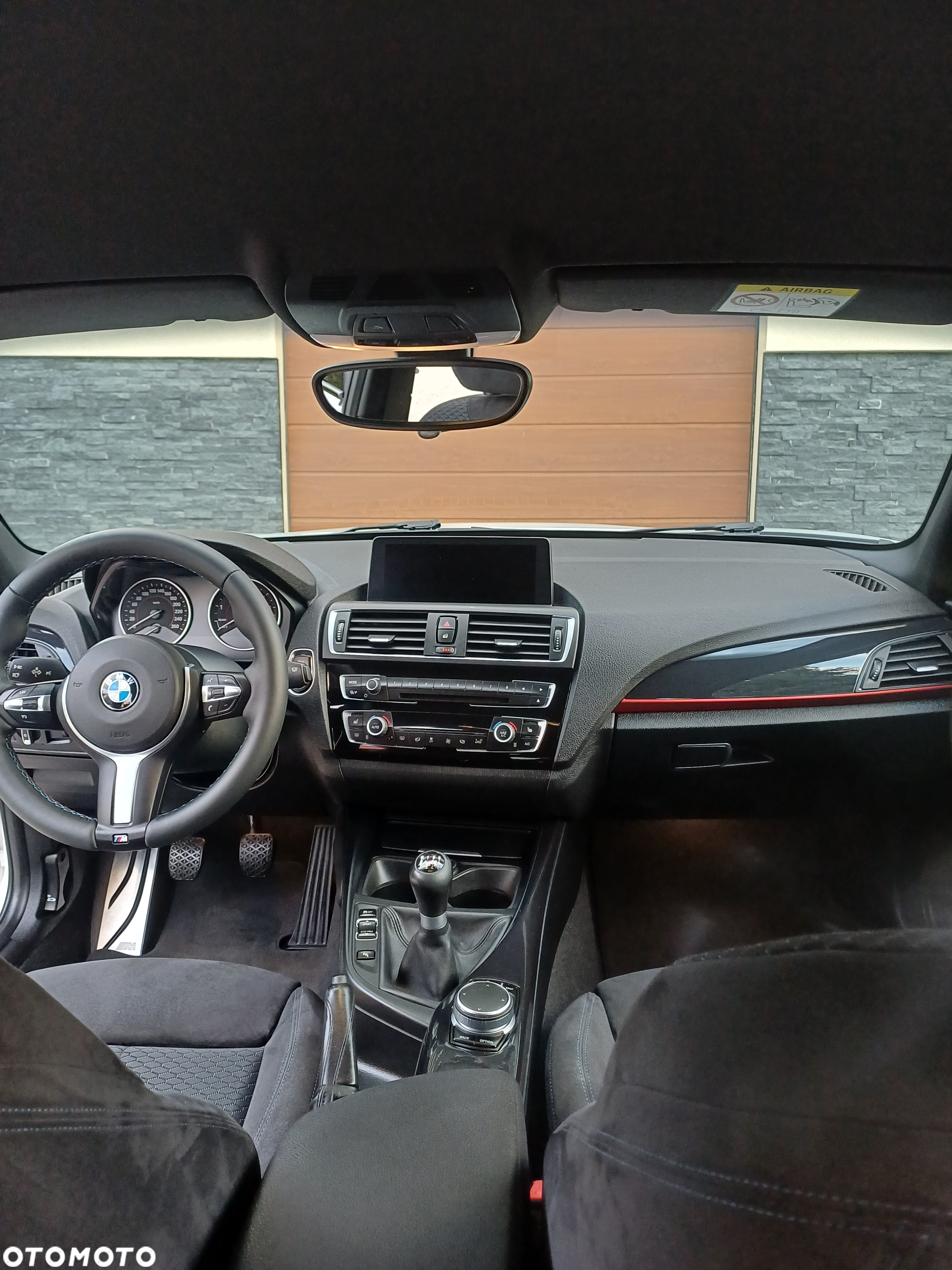 BMW Seria 1 120i M Sport - 12