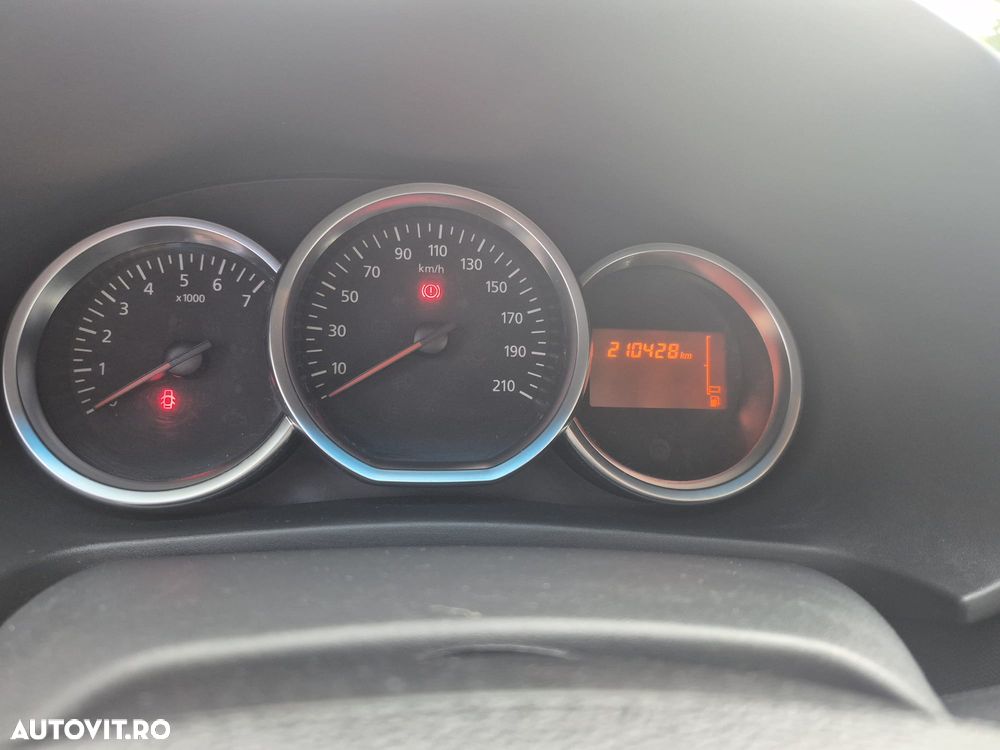 Dacia Logan 1.5 dCi Laureate - 9