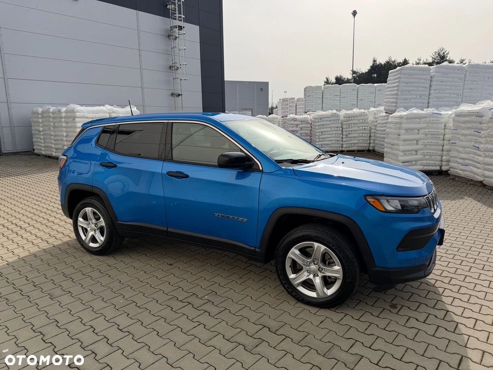 Jeep Compass - 1