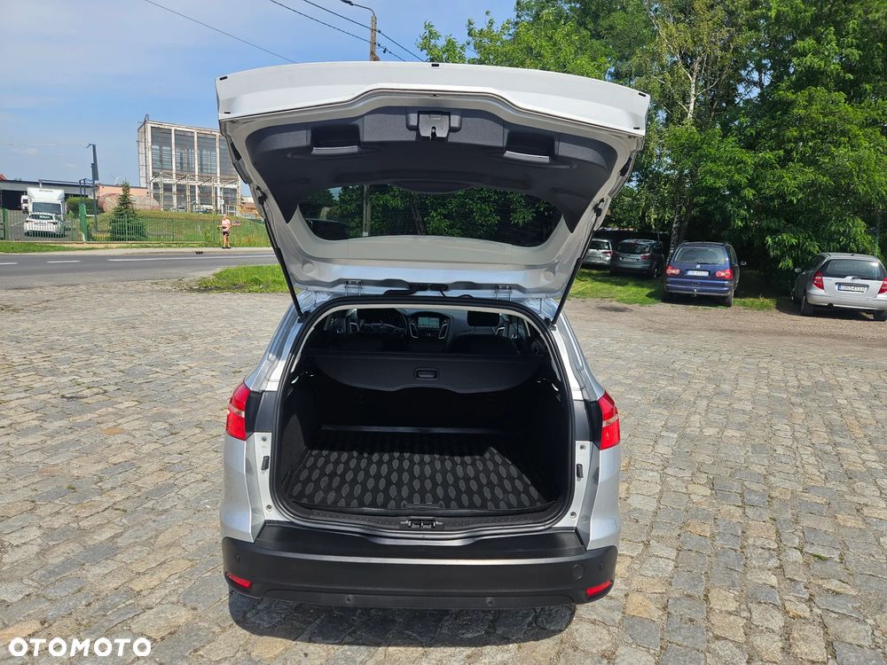 Ford Focus 1.5 EcoBlue STart-Stopp-System TITANIUM X - 16